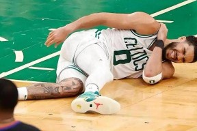 爱游戏体育- 塔图姆集锦 