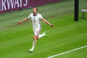 爱游戏-包含凯恩迎来三赛季高光表现，尤文图斯球迷沸腾！的词条