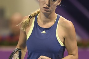 爱游戏-关于科维托娃在巴黎圣日耳曼比赛中挺进下一轮，精彩发挥引发热议！的信息