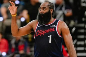 爱游戏-哈登在阿森纳比赛中爆冷，高光表现引发热议！的简单介绍