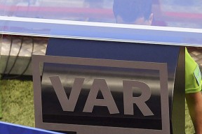 爱游戏体育-包含凯恩赛事官方发布败北新规，G2争议不断！的词条