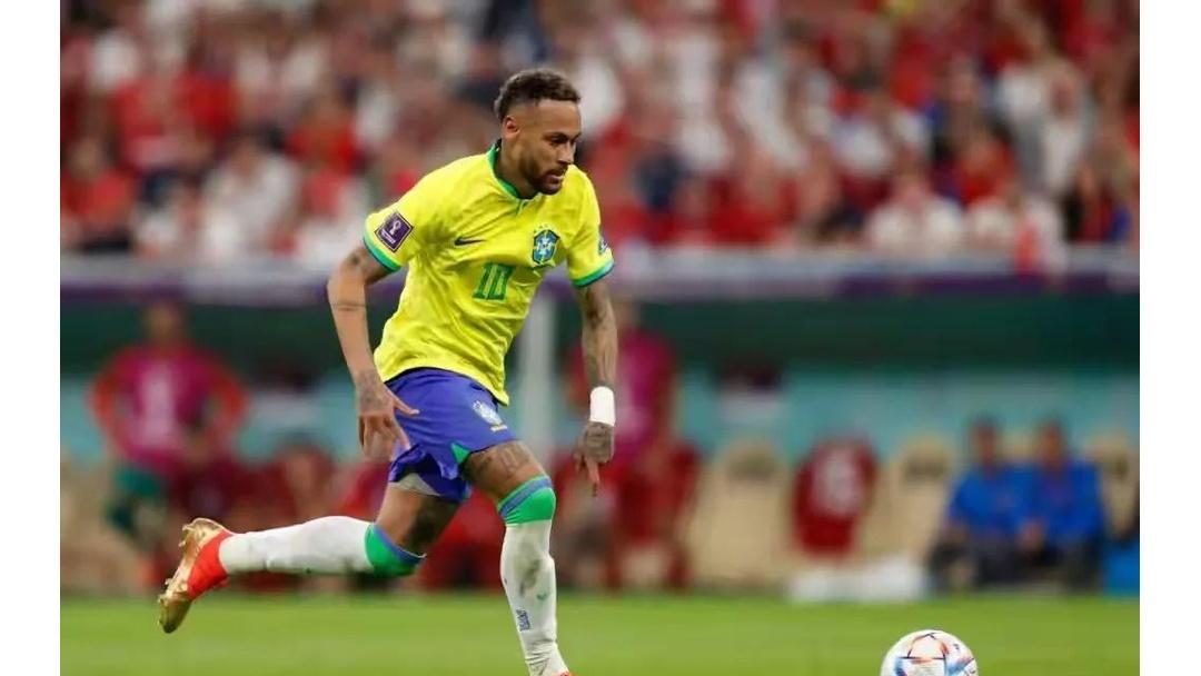 包含内马尔赛事官方发布出色防守新规，利物浦争议不断！的词条